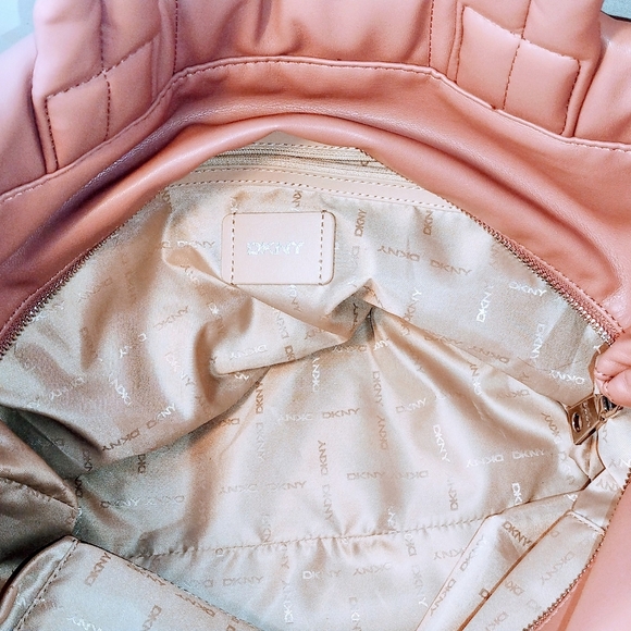 DKNY Poppy Quilted Tote bag - Picture 5 of 6